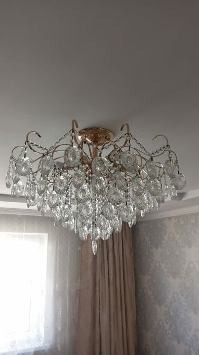 Продажа Люстры б/у.