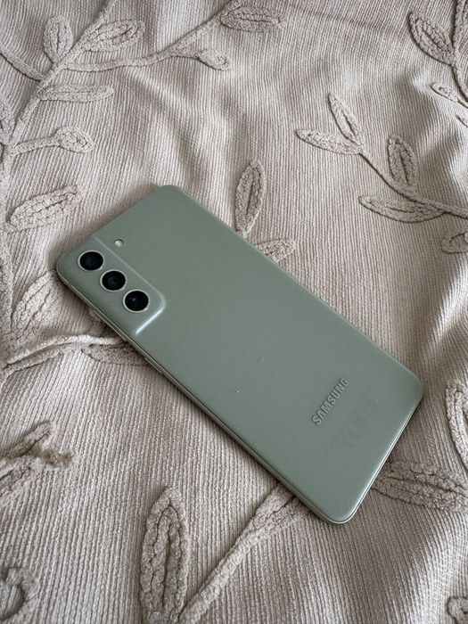 Продам samsung s21 fe