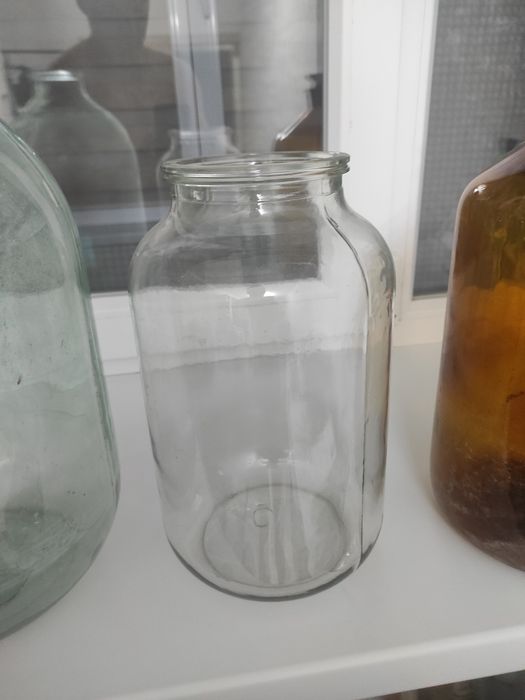 Бутылка из-под вина