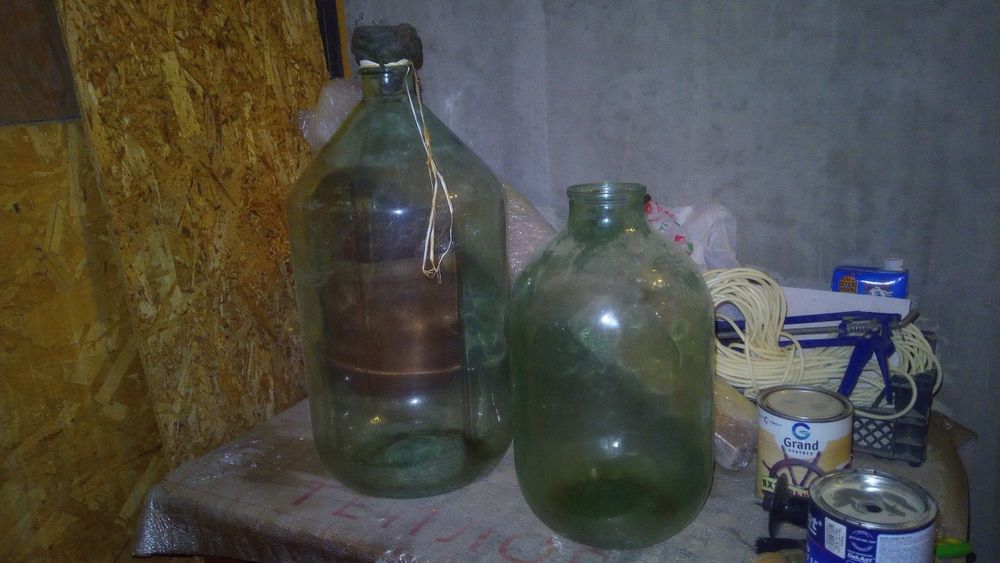 Продам бутыль на 20 литров