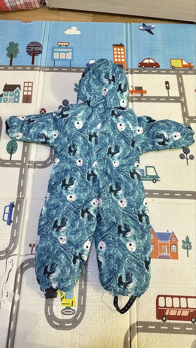 Продам демисезонный комбинезон