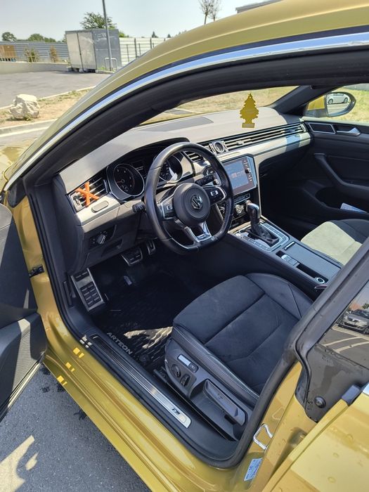 Volkswagen Arteon R-line
