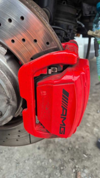 Спирачни апарати  за  Мерцедес  AMG  Е213