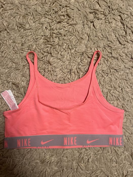 спортни дрехи