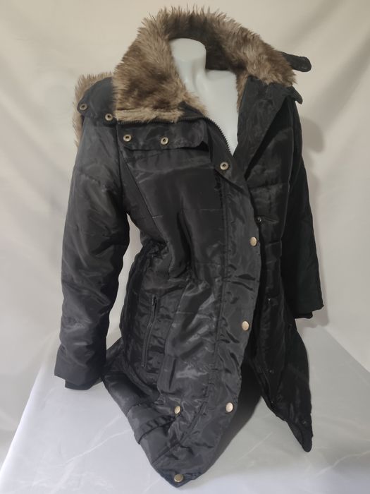 Geacă de damă cu glugă