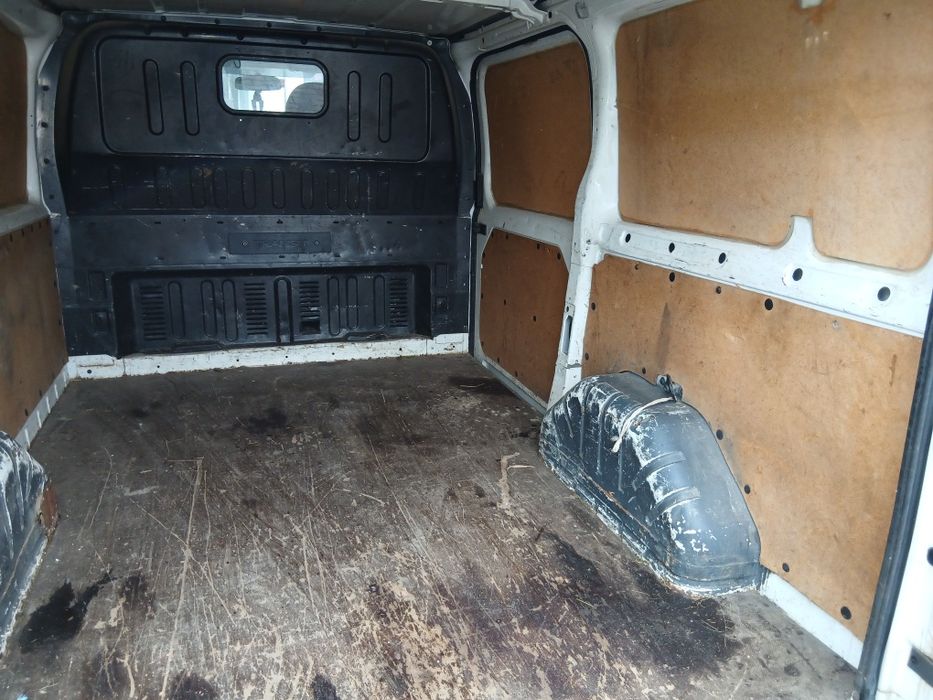 Ford Transit 2010 Acte la zi