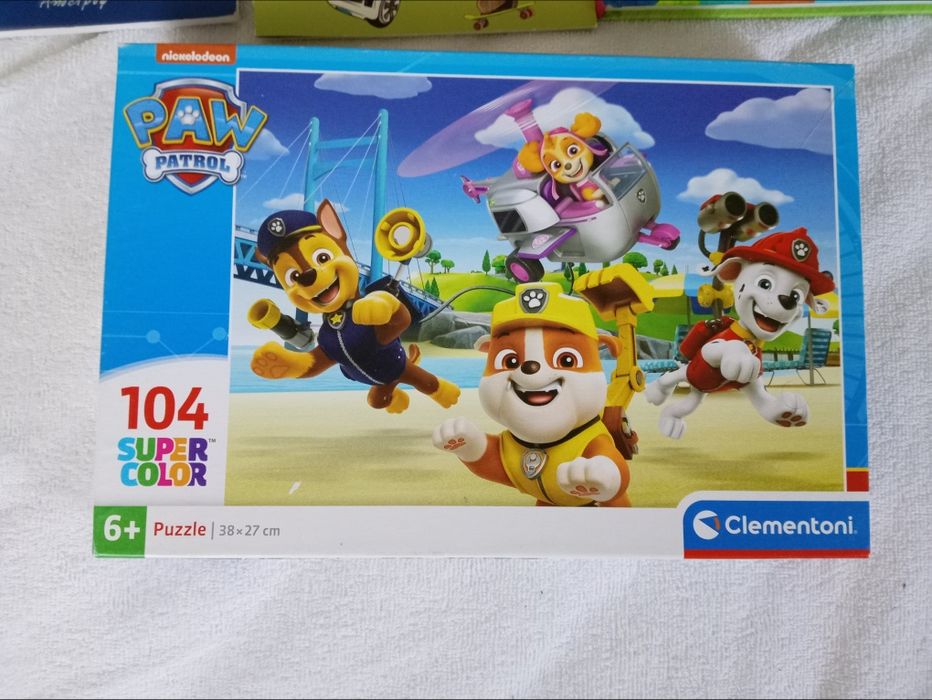Книги и пъзел на Пес Патрул