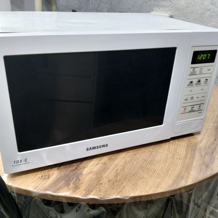 Продам микроволновку Samsung