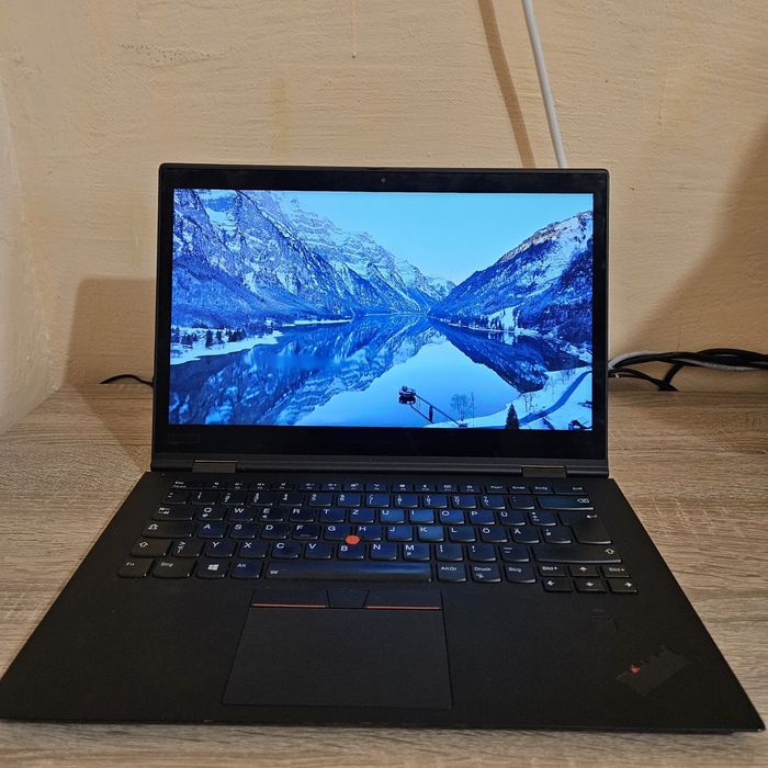 Лаптоп Lenovo Thinkpad X1 Yoga/ I7 8650U /16GB RAM/ 256GB