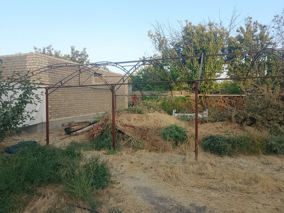 Parnik temiri sotiladi.