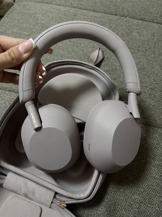 Sony WH-1000XM5