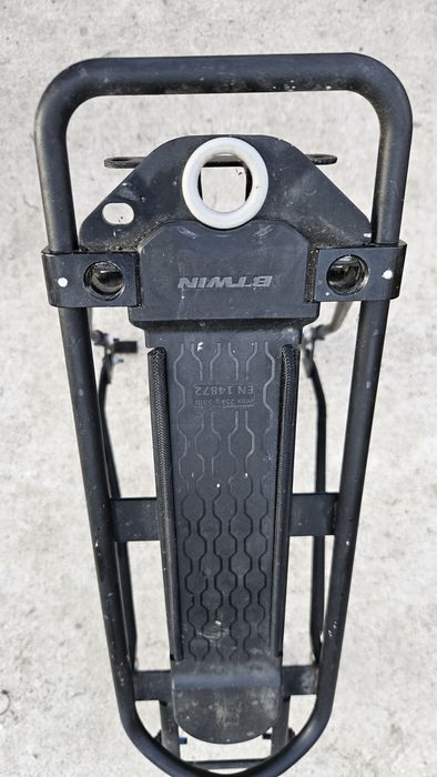 Portbagaj spate bicicletă B'Twin / Decathlon – suport bagaje

Vând por