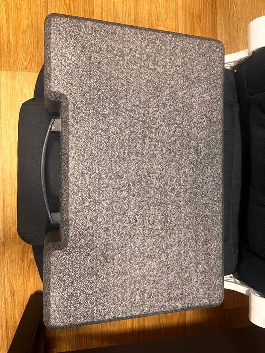 Продам Стабилизатор FeiyuTech AK2000 для камеры