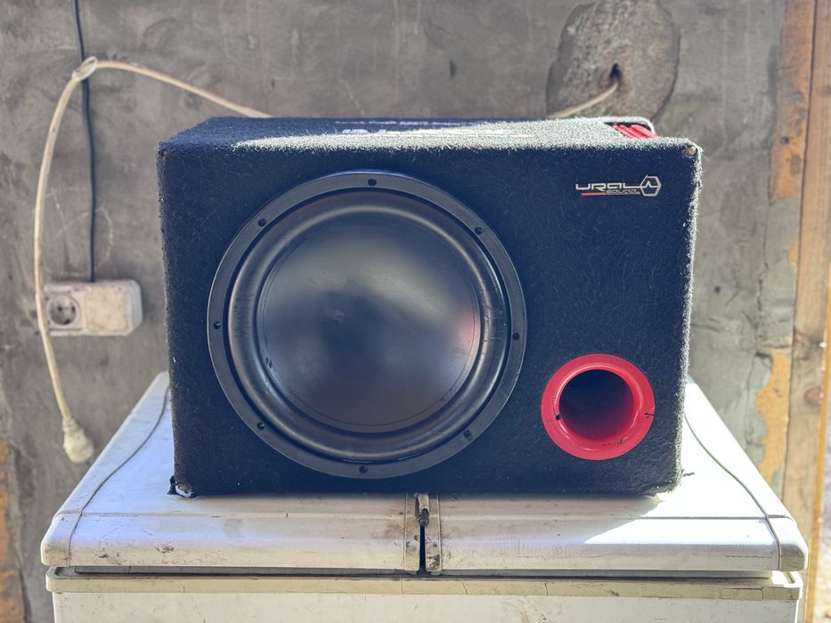 Продам сабвуфер , саб