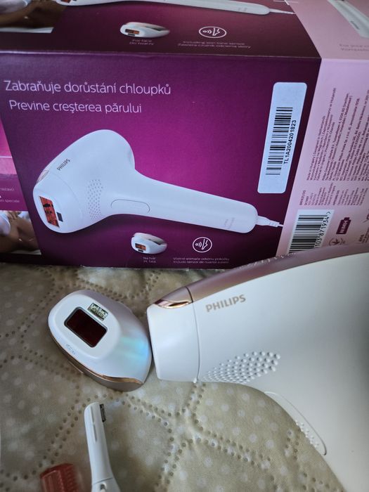 Фотоепилатор Philips Lumea