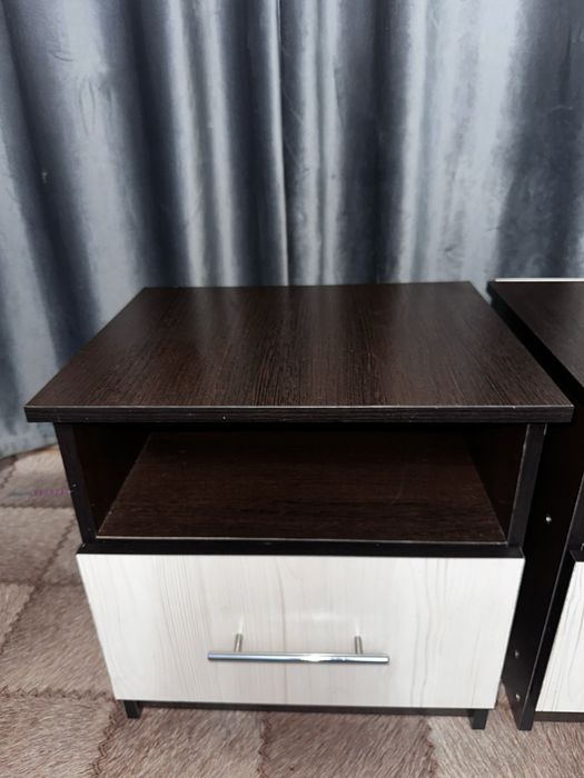 Тумбочки прикроватные