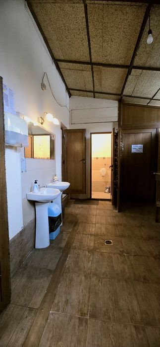 Търговско помещение до Съда и в центъра на Горна Оряховица