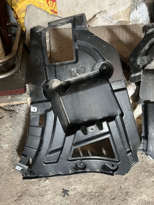 Основи под задна броня BMW X3 F25