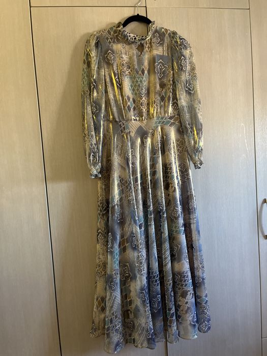 Вечерние и тойские платья