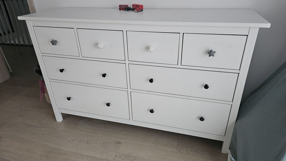 Hemnes comoda 8 sertare, lemn masiv vopsit alb, 160x96 cm