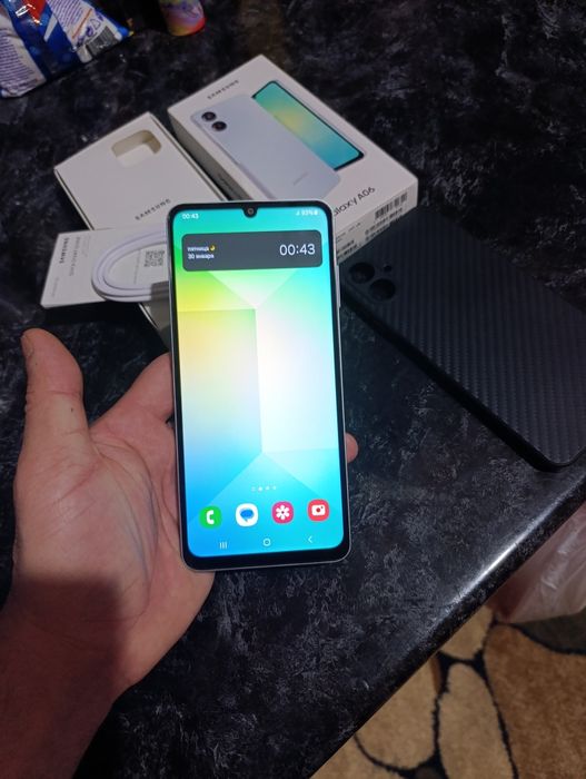 Самсунг а06   4/64гб