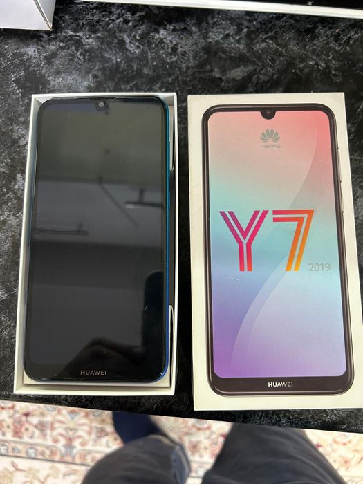 Huawei Y7 две сим