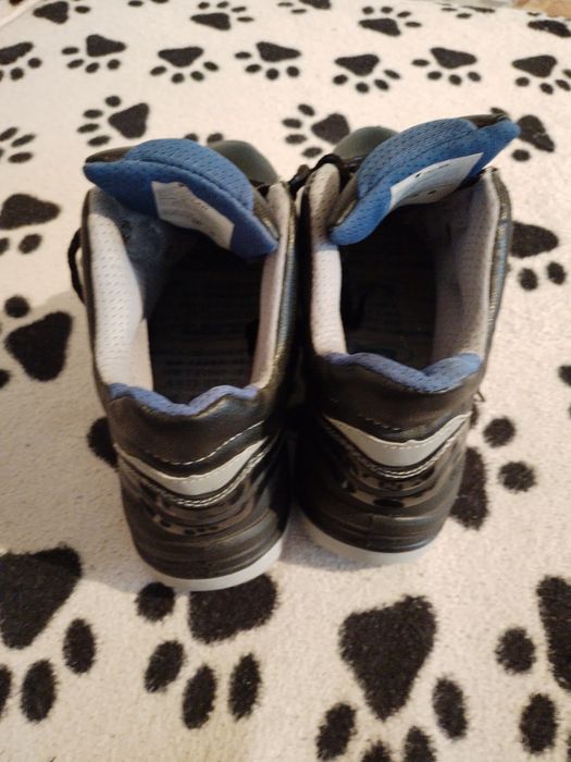 Продам мужские рабочие ботинки