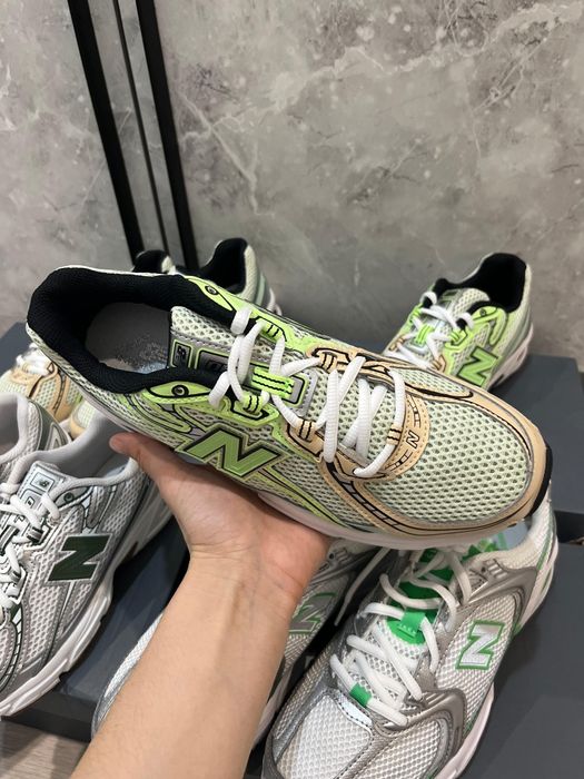 Продам new balance 740