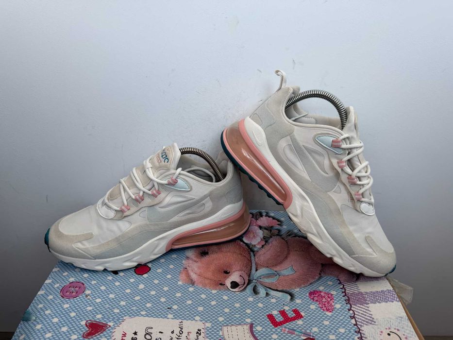 Nike  Air Max 270 React ''оригинални маратонки 39 номер