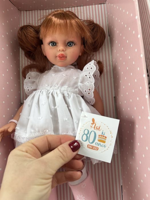 Чисто нова кукла Asi