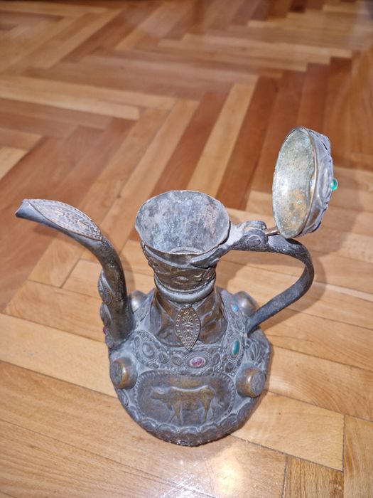 Vas ornamental vechi