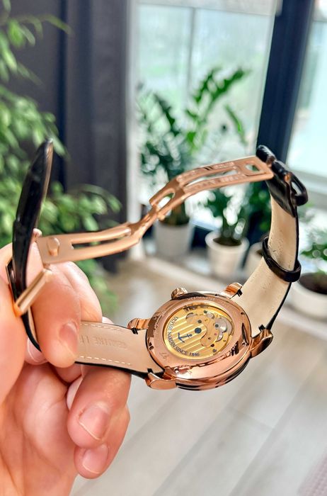 Ulysse Nardin класическо злато