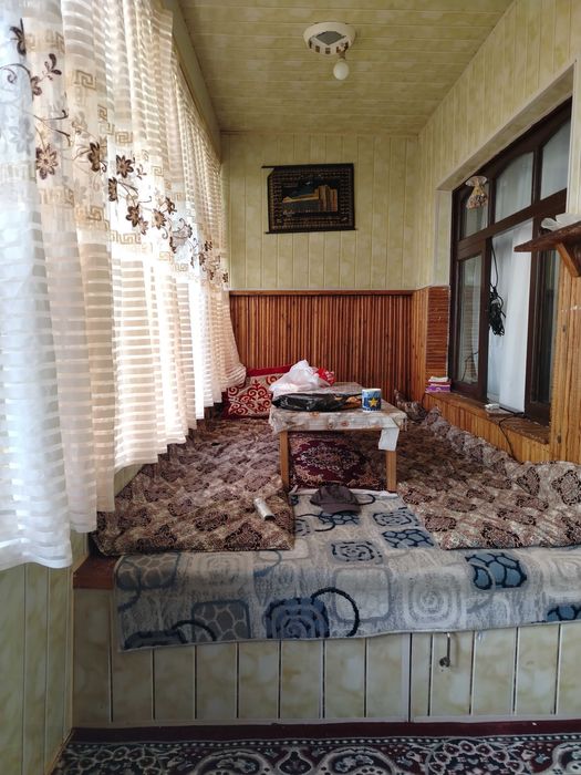 Срочно продаётся 2 х комнатная квартира в 10 микрорайоне