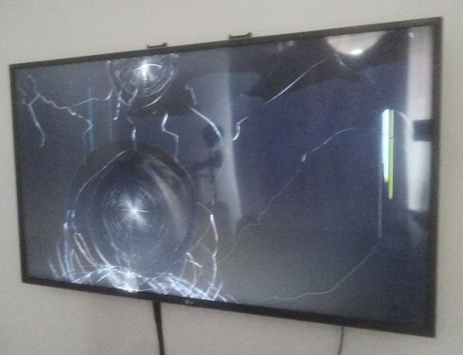 Телевизор LG 43 диагональ
