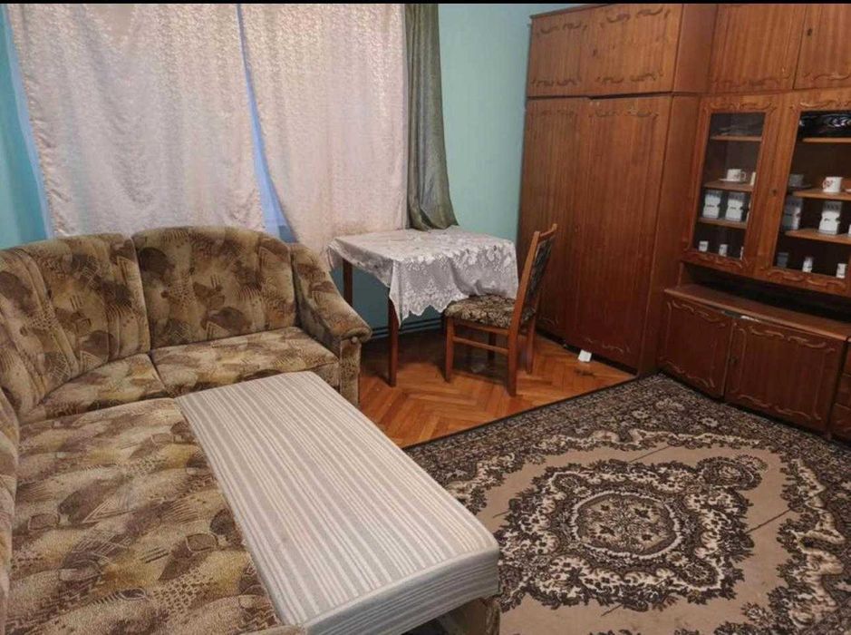 Apartament central de închiriat !!!