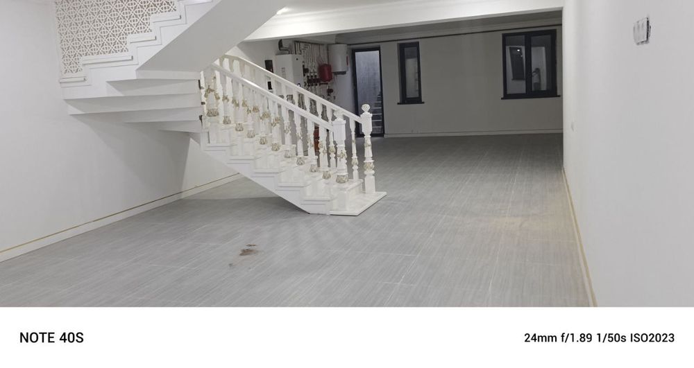 Uy sotiladi yer maydoni 2 yarim sotiq