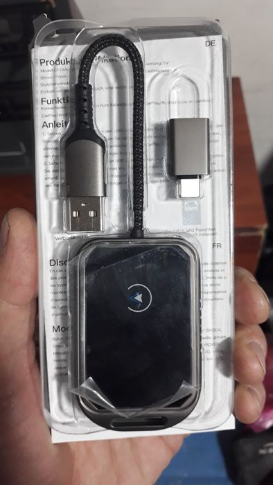 car play mashina manitori orqali tel dan foydalanin