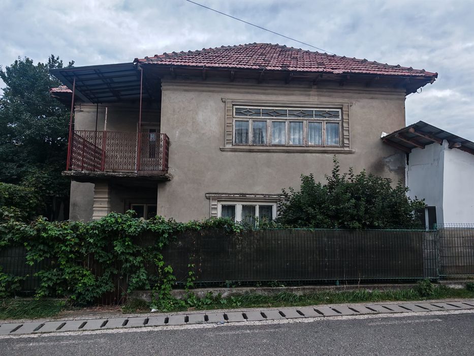 Casa  zona centrala Cislau