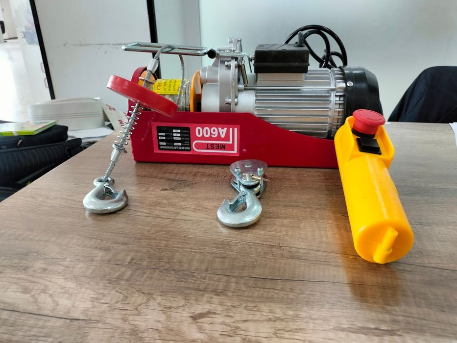 Лебедка электрическая Tall mini kran