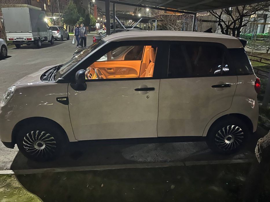 Elektromobil lingbox 240zapar