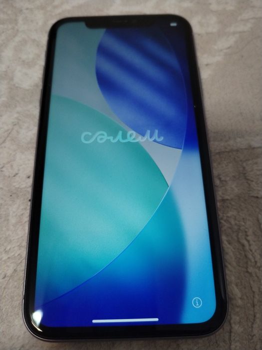 Продам айфон 11.