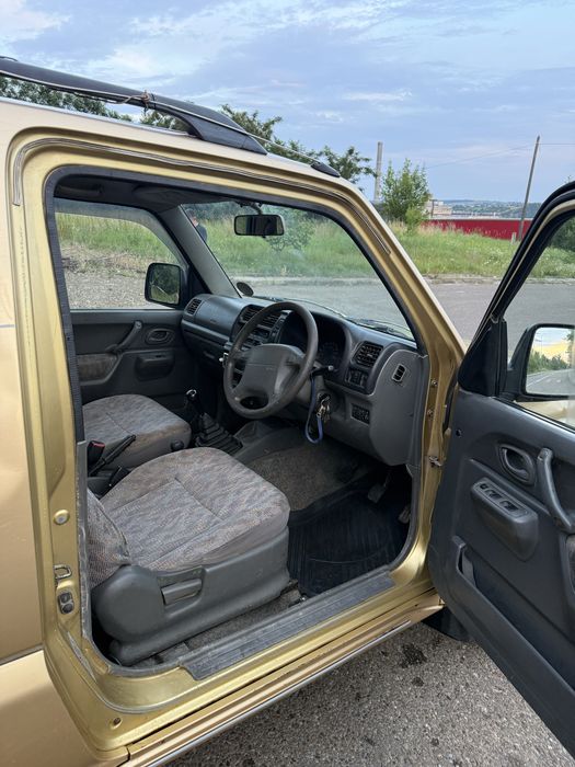 Suzuki jimny 2000