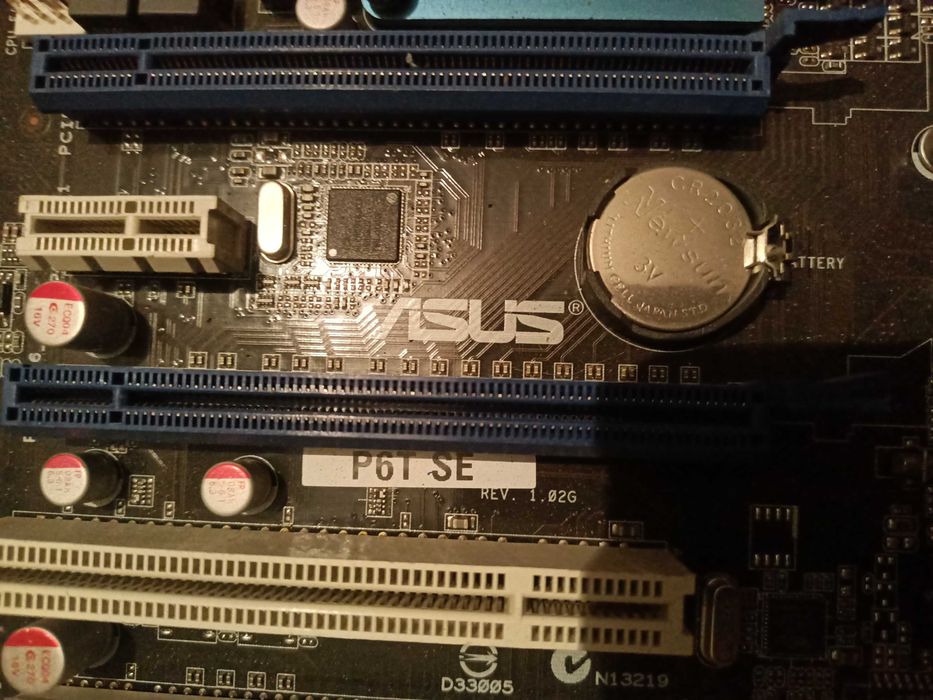 Материнская плата "Asus P6T SE"