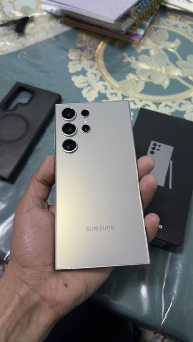 Samsung Galaxy S24 ultra sotiladi