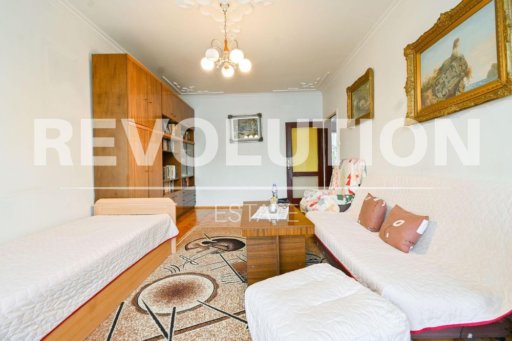 Продава се Двустаен апартамент в София, Надежда 4 - 67 кв.м за 1211 €/кв.м - Снимка #1