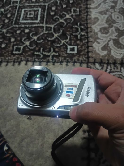 Fatafurot 300 ming sum