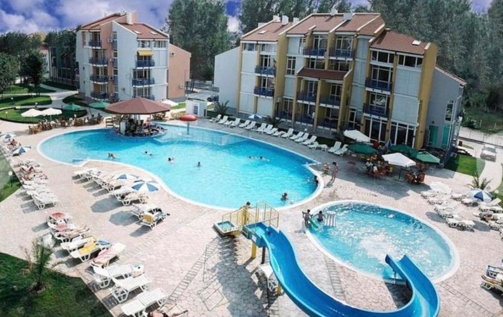 Продава се Едностаен апартамент в к.к. Слънчев бряг - 63 кв.м за 583 €/кв.м - Снимка #20