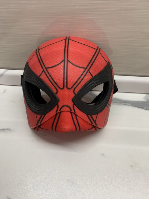 Маска человек Паук