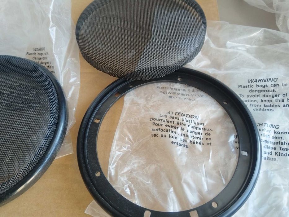 решетки за говорители , тонколони