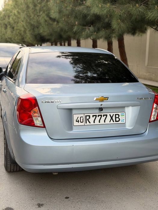 Шевроле Лачети Сотилади